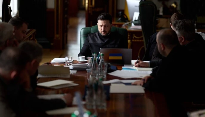 Зеленський обговорив з президентом ОАЕ удари Ірану по цивільній інфраструктурі