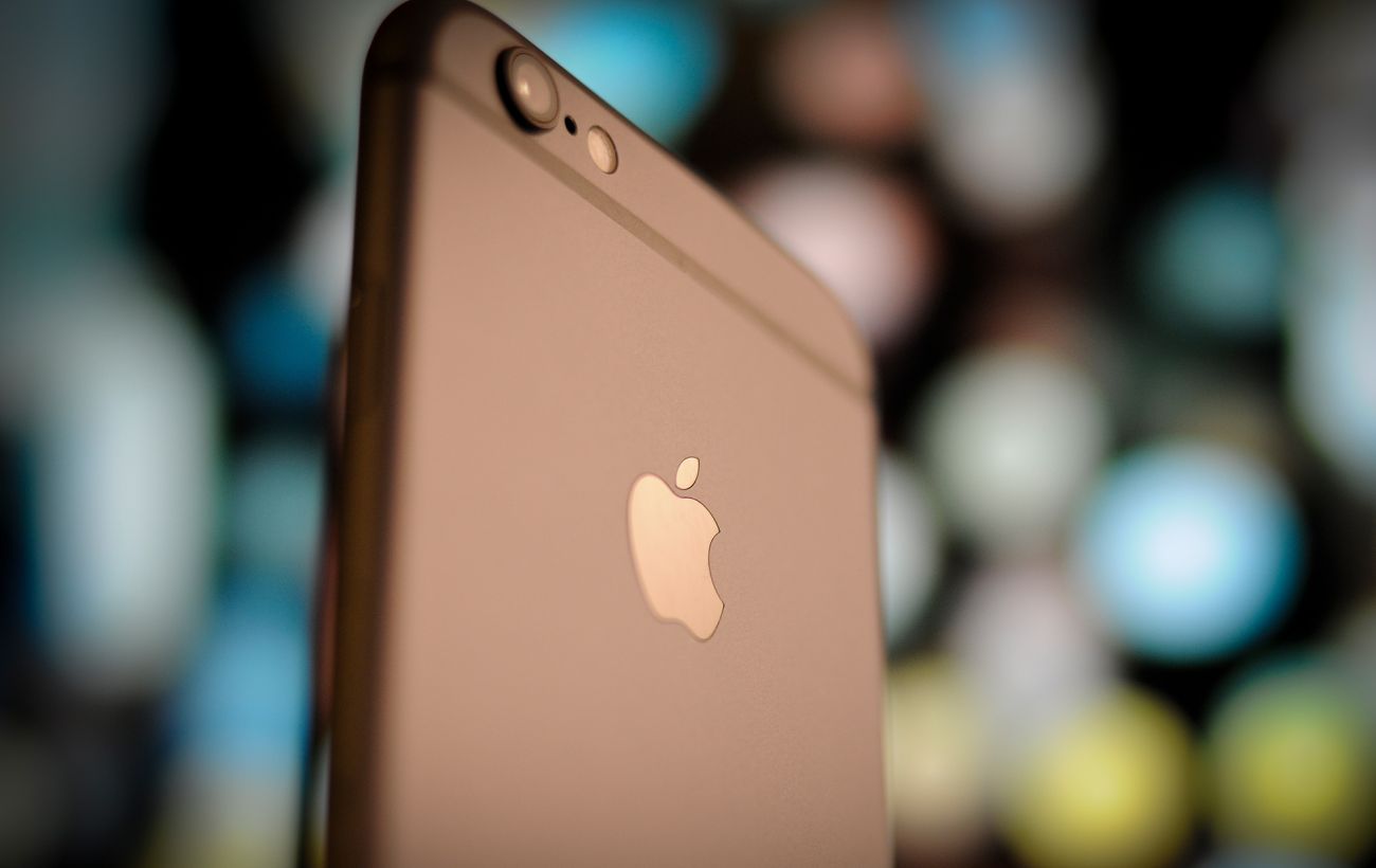 Користувачів старих iPhone просять терміново оновити iOS: у чому причина