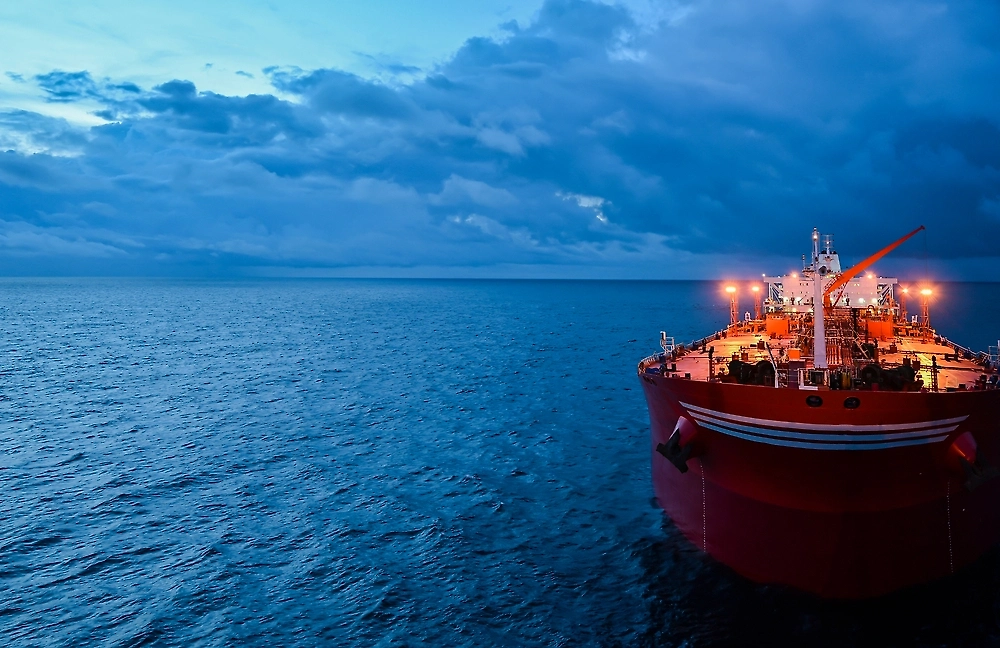 КВІР заявив про прохід іранського танкера через Ормузьку протоку