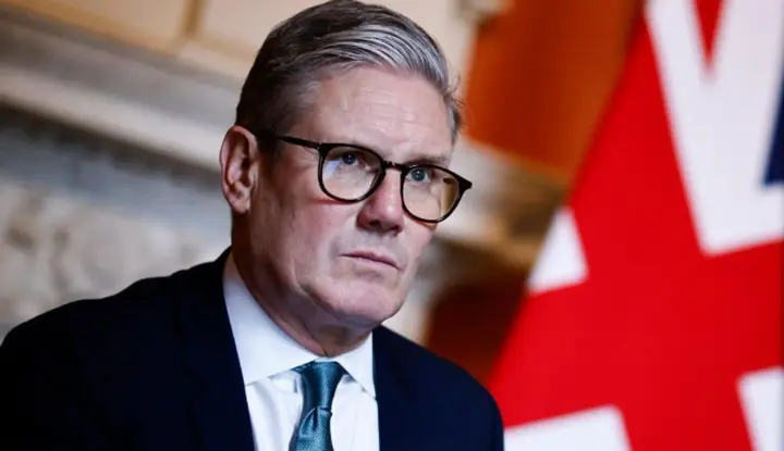 Стармер не збирається у відставку через новий скандал з експослом у США