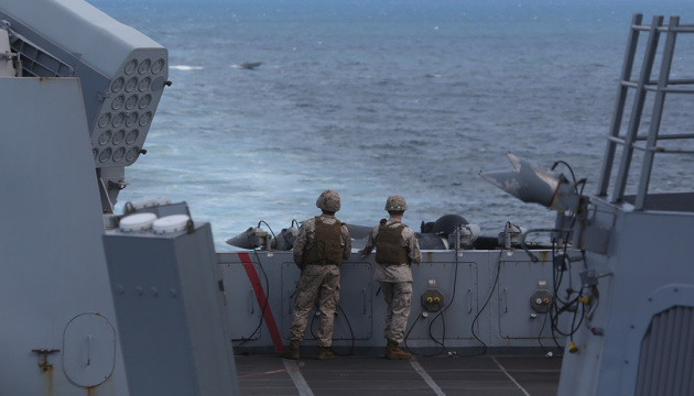 Військові США готуються до висадки на судна, пов’язані з Іраном - WSJ