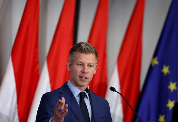 Мадяр закликав Зеленського відновити роботу "дружби" і не шантажувати Угорщину