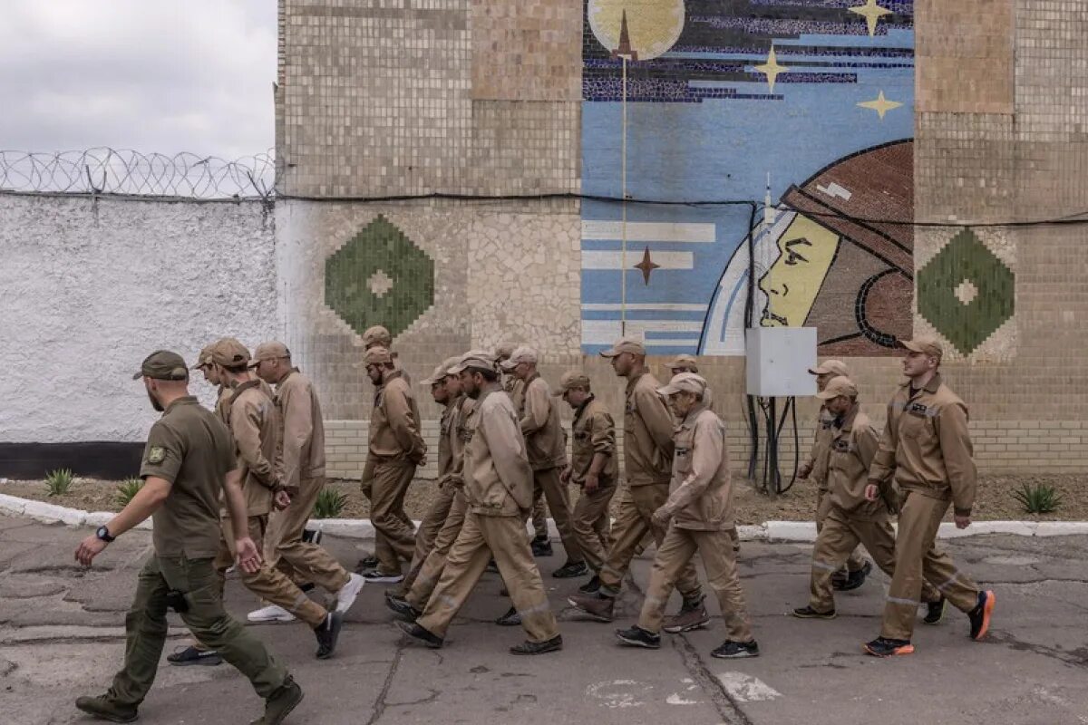 В Україні понад 12 тисяч ексув’язнених долучилися до війська