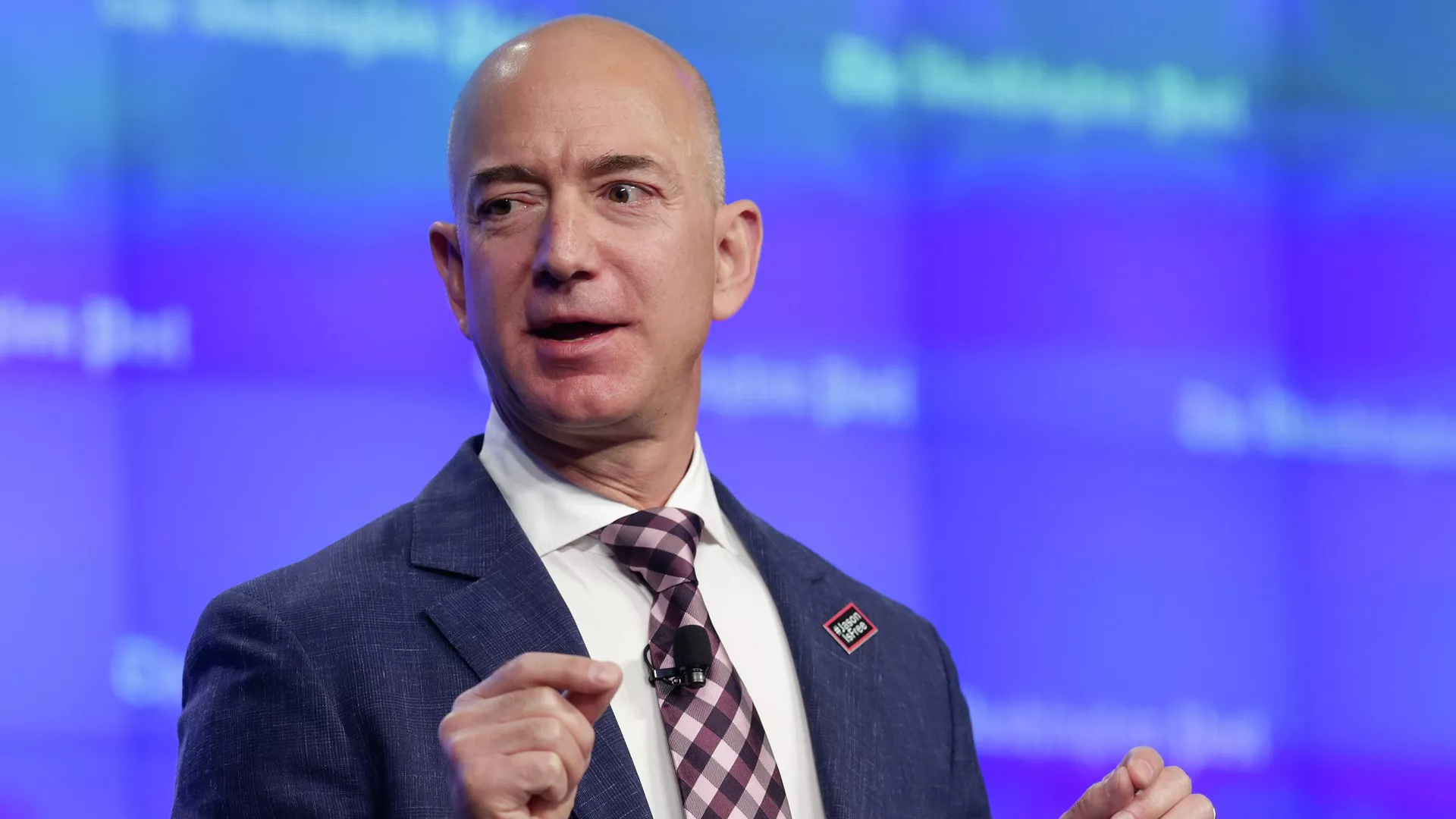 Безос заявив, що рано робити висновки про причини вибуху ракети Blue Origin