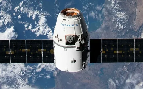 Вантажний корабель Cargo Dragon вийшов на орбіту