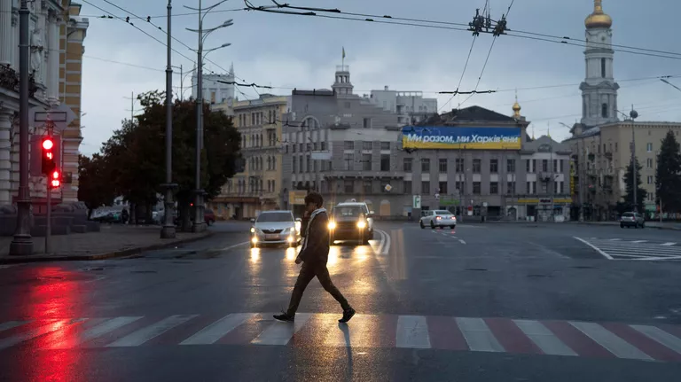 Українців попередили про тривалі відключення світла влітку