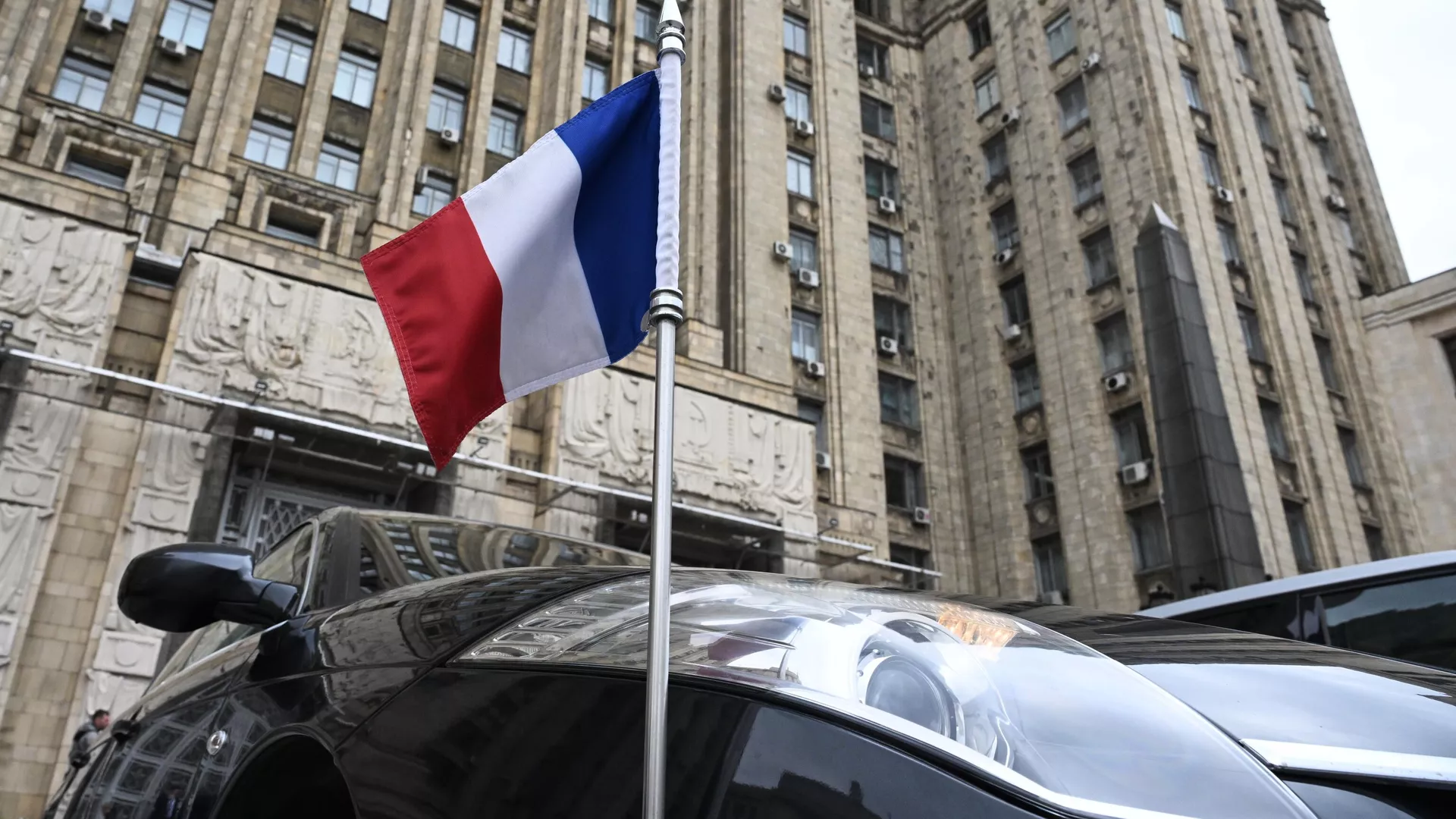 Глава Банку Франції попередив про негативний вплив спеки на економіку
