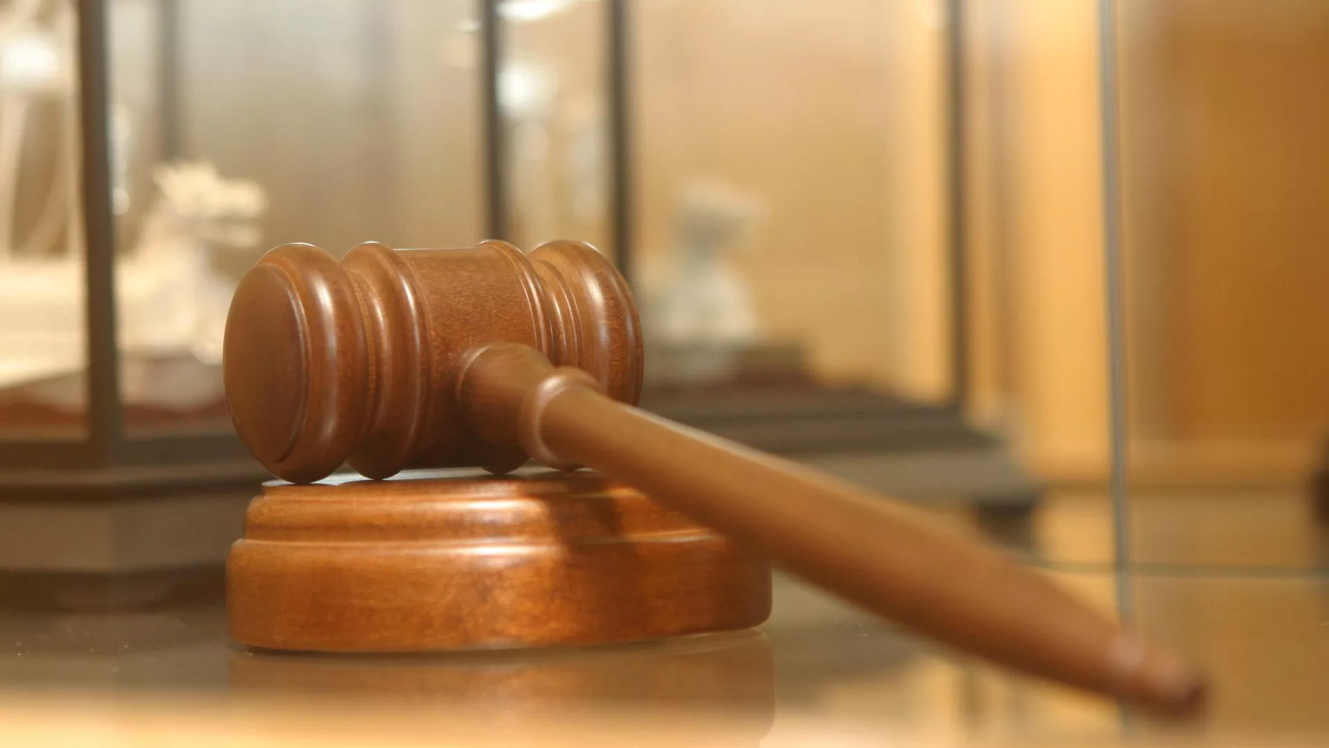 Суд у Києві засудив жінку до п'яти років в'язниці за критику київського режиму