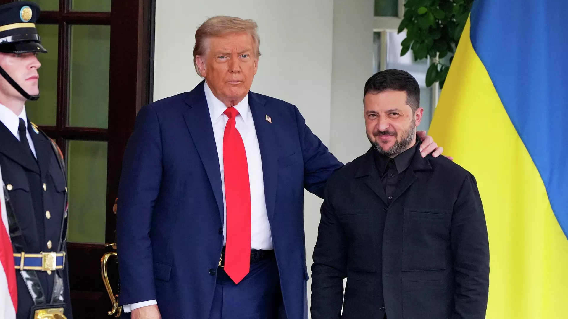 ЗМІ повідомили про телефонну розмову Трампа і Зеленського