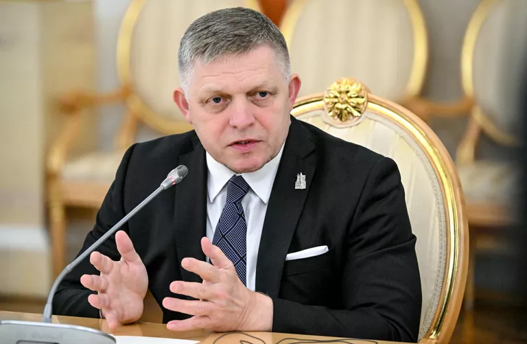 ЄС готовий до останнього підтримувати Україну на шкоду собі, заявив Фіцо