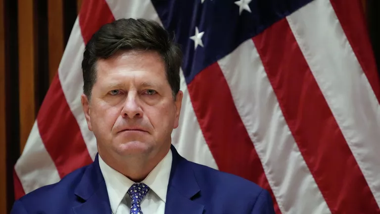 Трамп номінував екс-голови комісії з бірж на посаду шефа Нацрозвідки