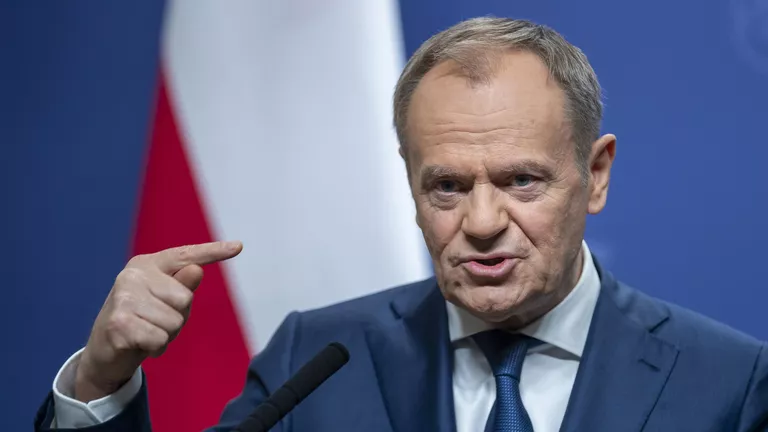 Туск закликав польську делегацію не обіцяти Україні фінансової підтримки