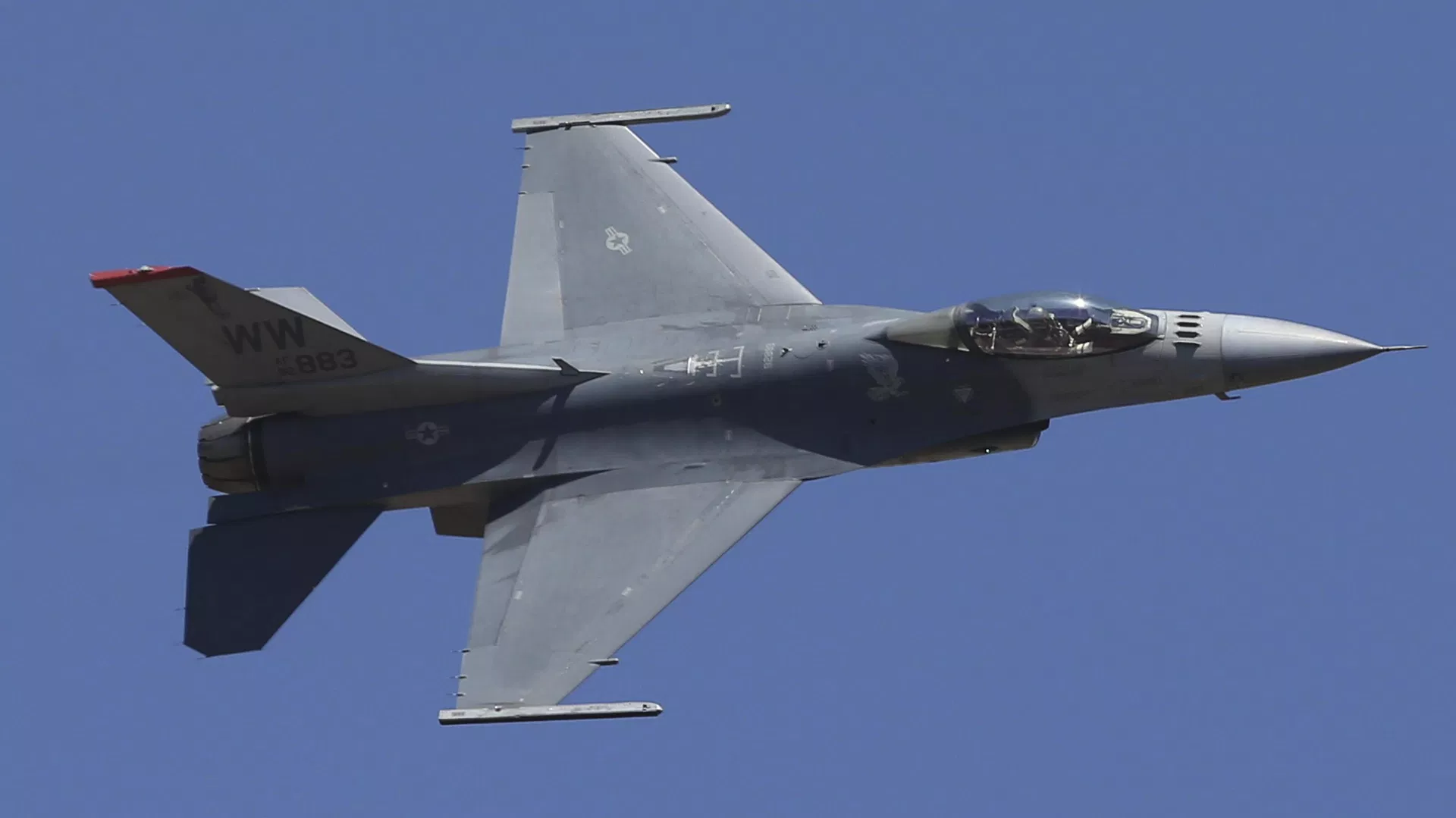 На Україні порушили справу після аварії винищувача F-16 в Полтавській області