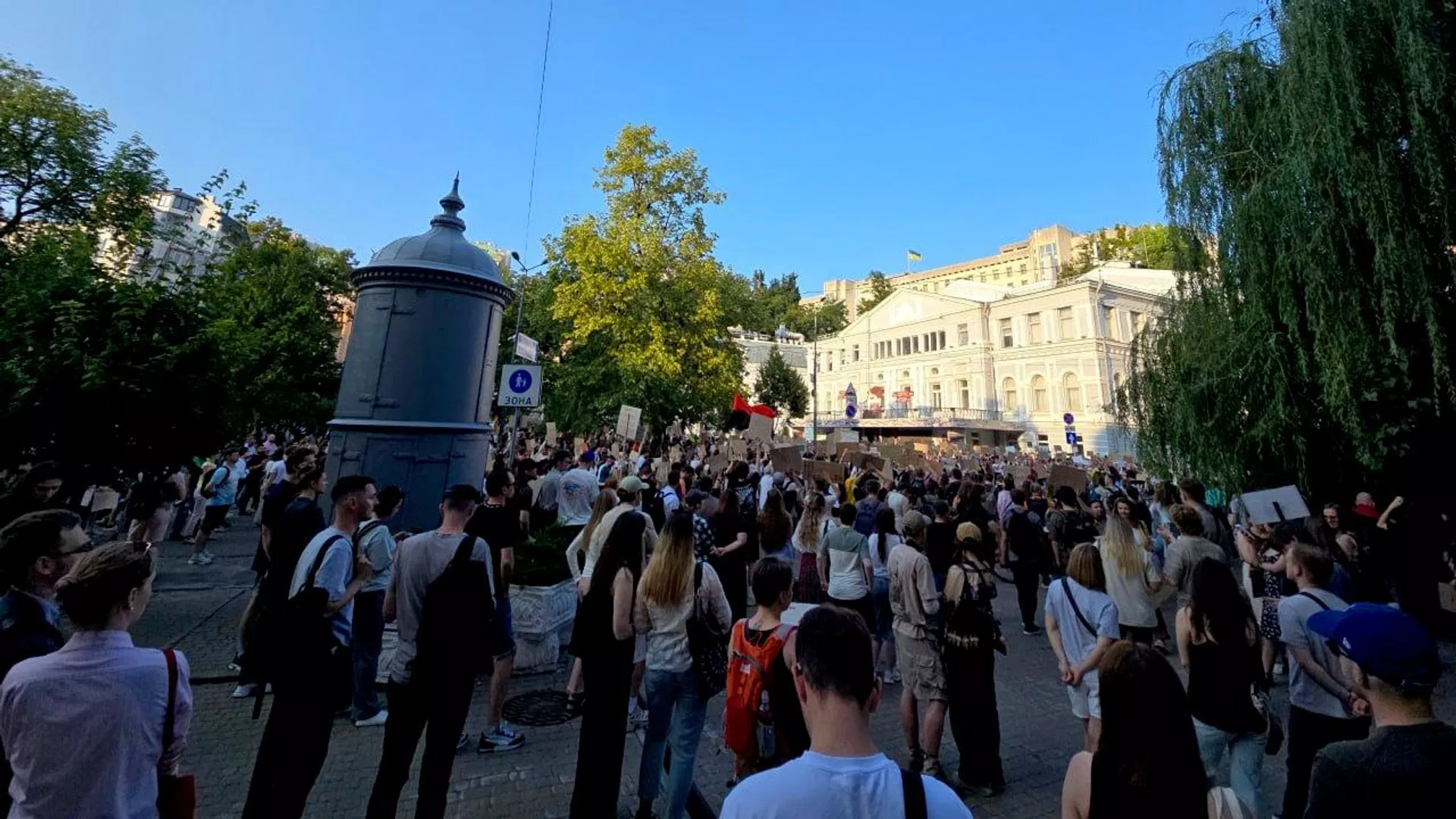 У Києві поновилися мітинги проти відставки Федорова