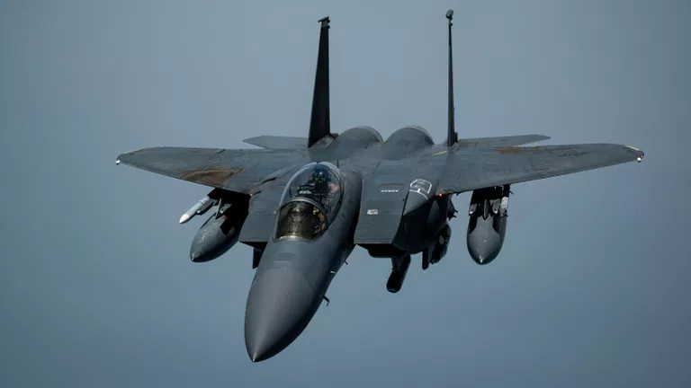 Польща не має наміру купувати американські винищувачі F-15