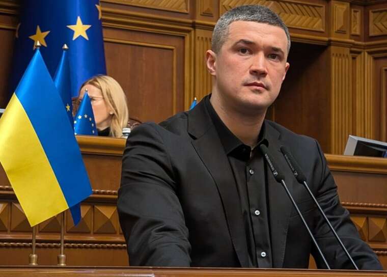 Звільнений глава Міноборони України заявив, що Київ отримає балістичні ракети протягом кількох місяців